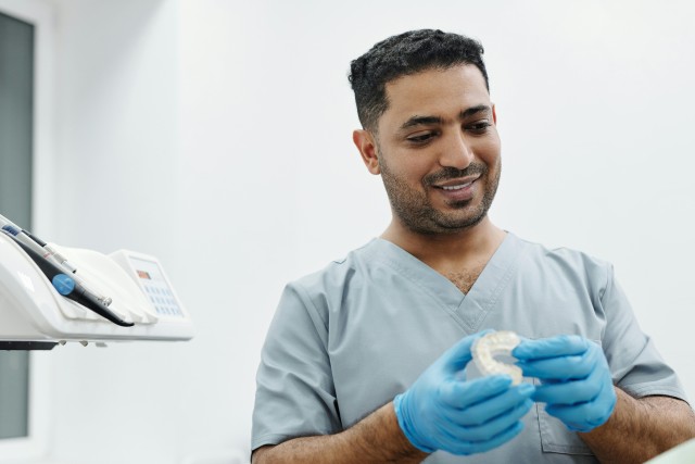 Het oplossen van functionele problemen en pijn door een orhodontist